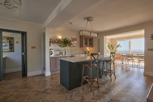 Kitchen Breakfast Room- click for photo gallery